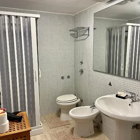 Calici Di - Via Roma 73 Appartement